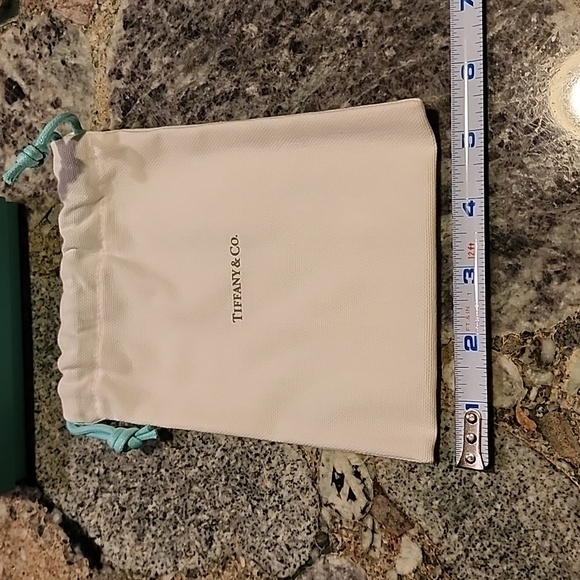 Empty Tiffany & Co. BOX - Picture 4 of 6